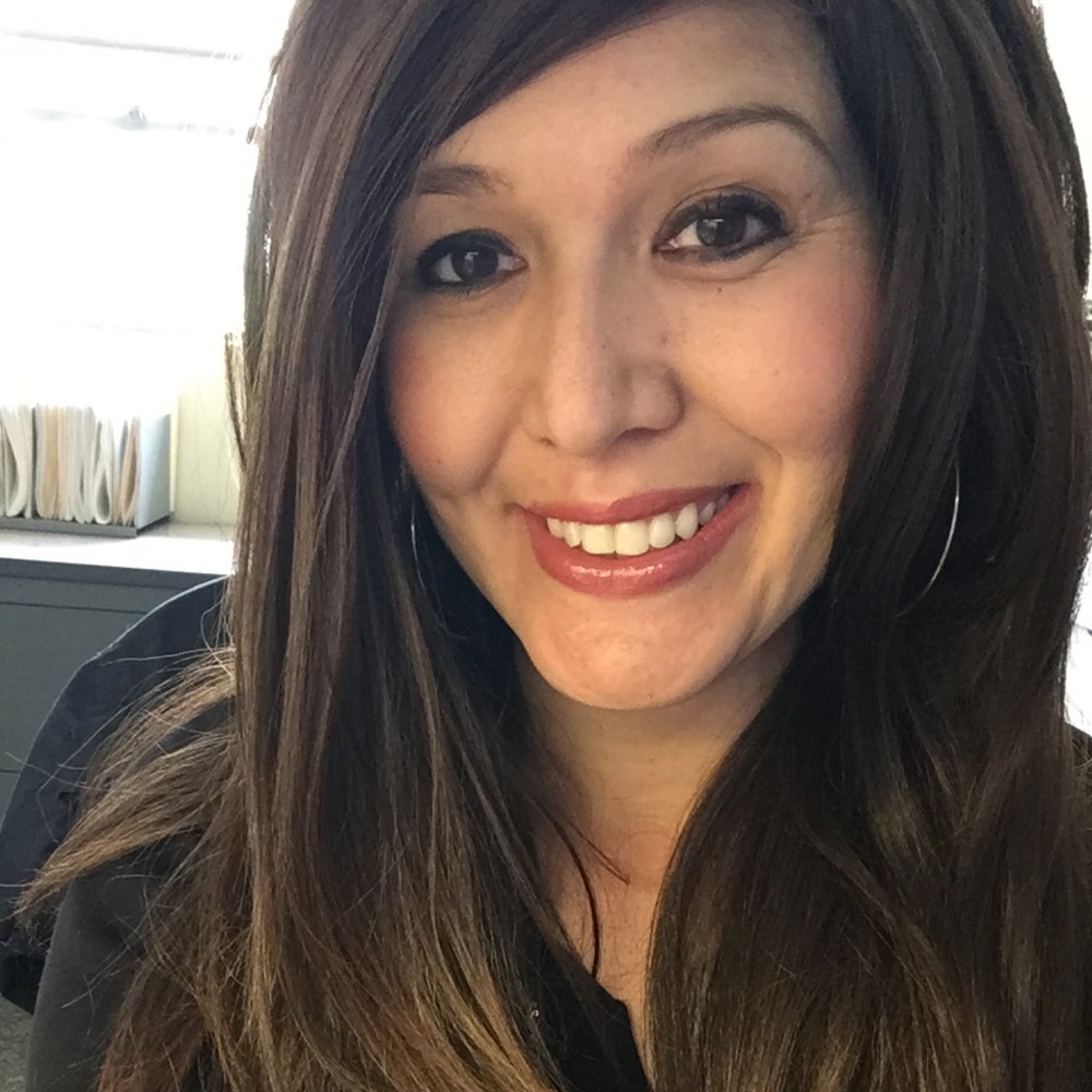 Meet your Posher, Angela